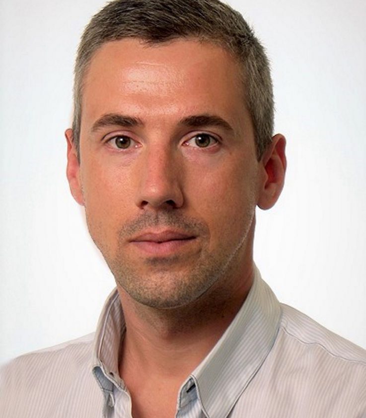 Oļegs Ņikadimovs