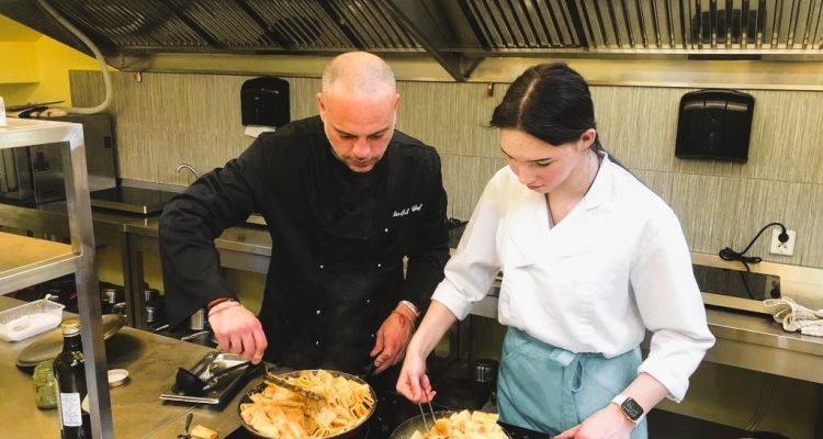 A chef from Italy holds masterclasses at HOTEL SCHOOL