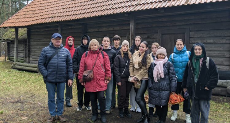 Участники интеграционного курса посетили Этнографический музей